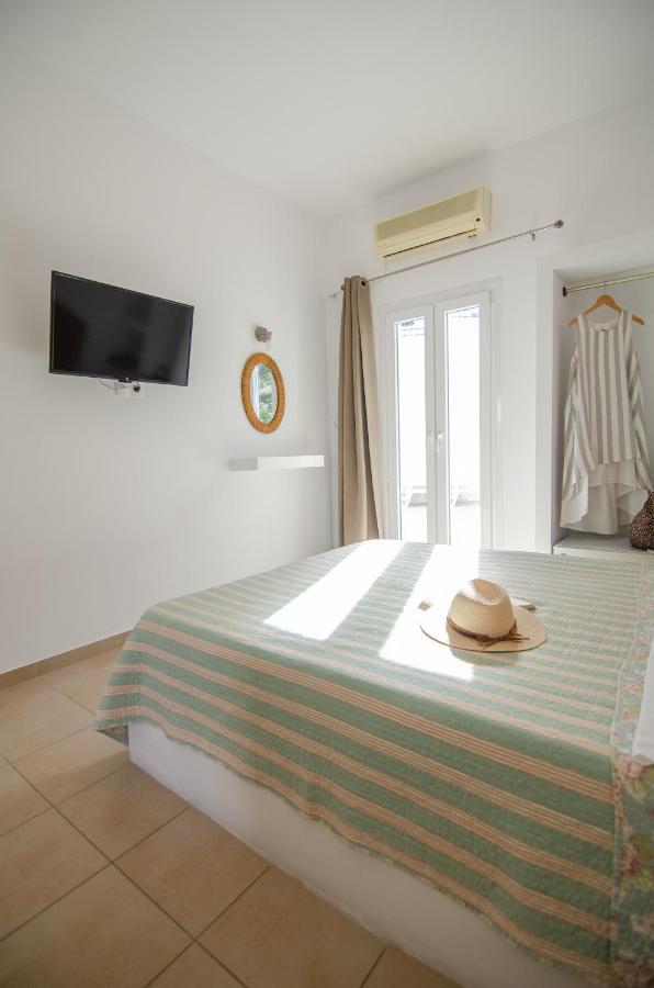 Marias Rooms Иос Хора Екстериор снимка
