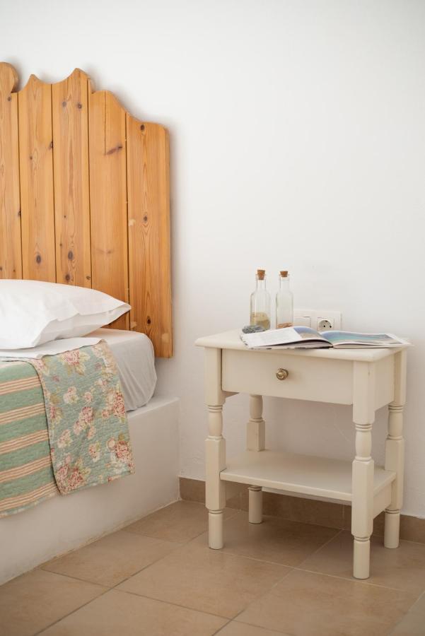 Marias Rooms Иос Хора Екстериор снимка